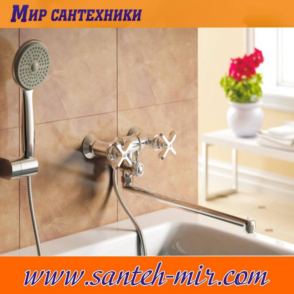 Добротный  дом с современным дизайном и мебелью